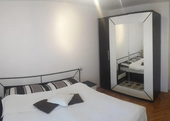 ゲストハウス Full View モスタル