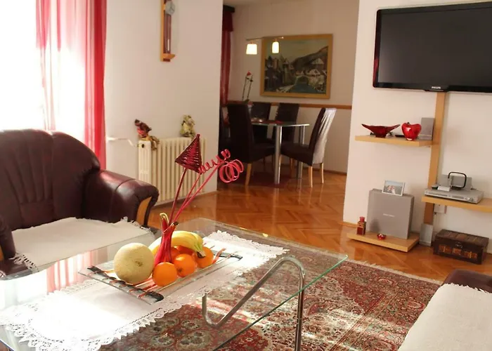 ゲストハウス Full View モスタル