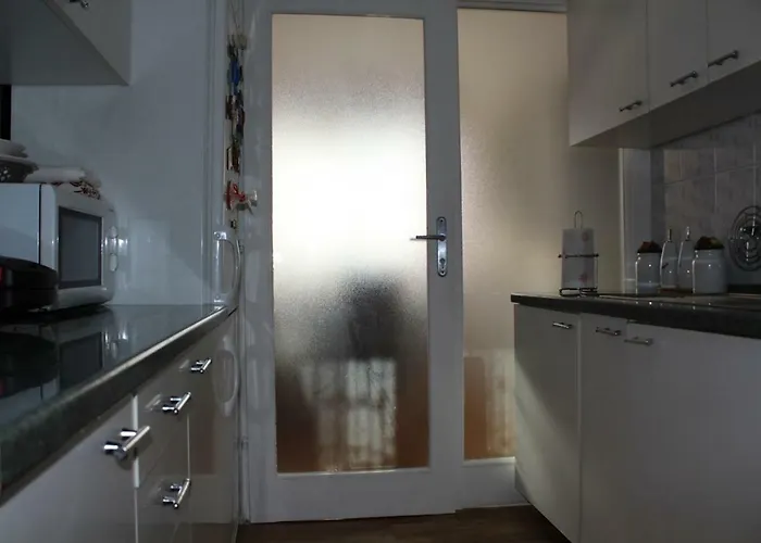 Full View ゲストハウス モスタル