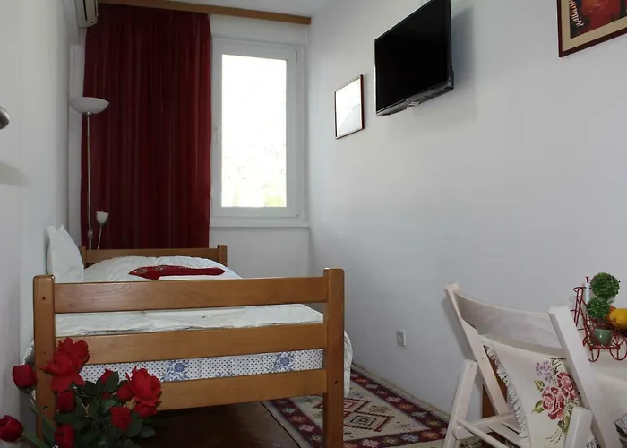 Full View ゲストハウス *