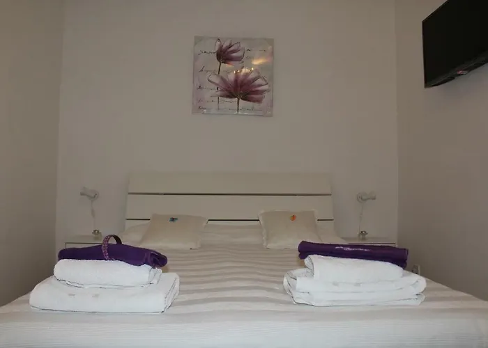 Full View * モスタル