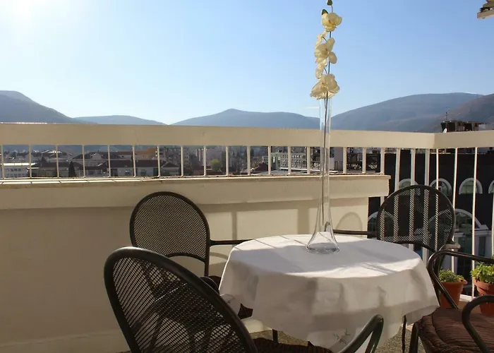 ゲストハウス Full View モスタル