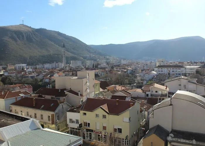 ゲストハウス Full View *